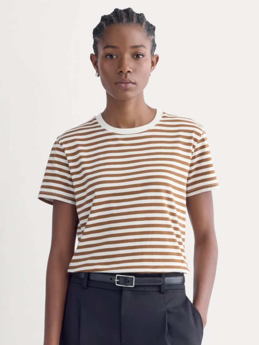 Everlane Box-Cut Tee in Essential Cotton in Bone/Toffee